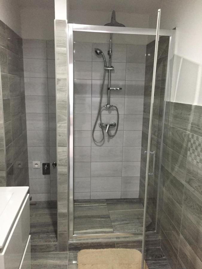 Апартаменти Apartman C.1 Haliganda*** Ліптовски-Градок Екстер'єр фото